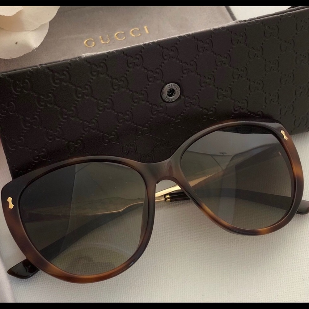 Gucci sun glasses in good condition
